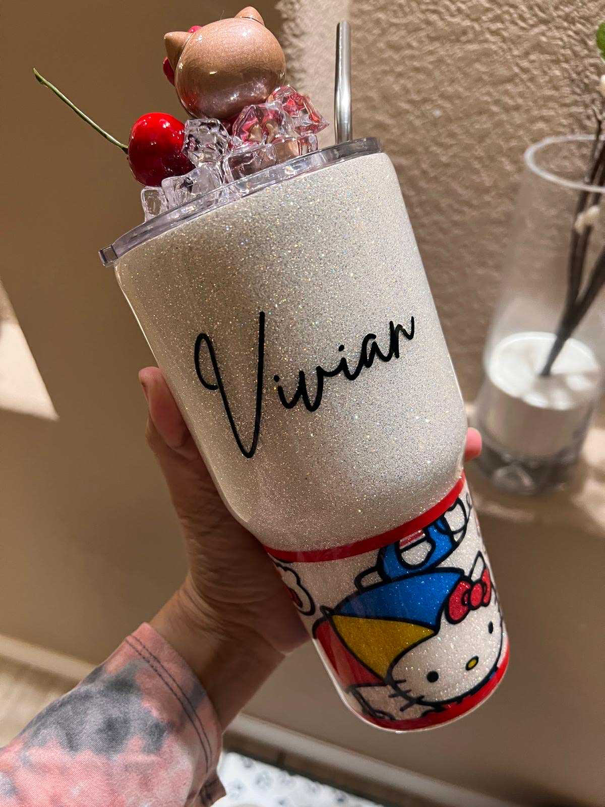 30 oz  Hello Kitty Glitter Tumbler
